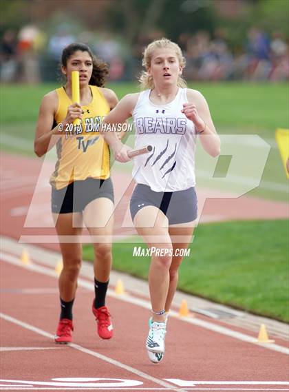 Thumbnail 2 in CHSAA 4A & 5A State Meet (Day 1) photogallery.