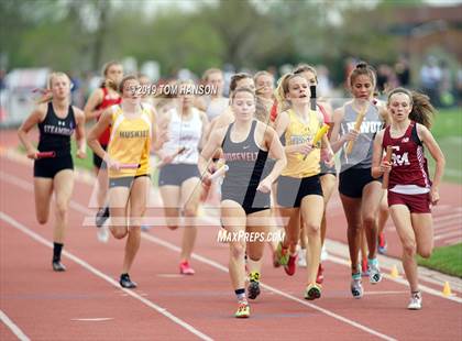 Thumbnail 1 in CHSAA 4A & 5A State Meet (Day 1) photogallery.