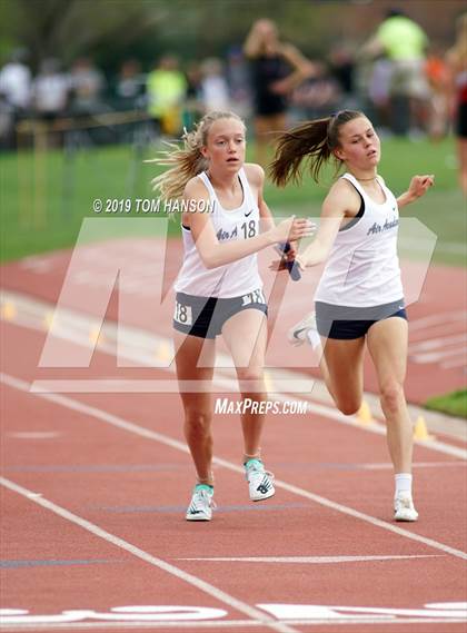 Thumbnail 2 in CHSAA 4A & 5A State Meet (Day 1) photogallery.