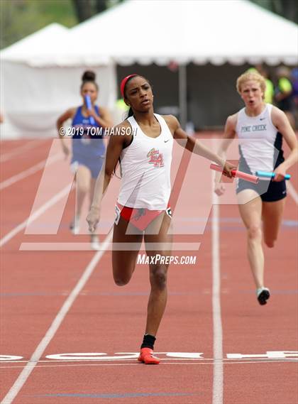 Thumbnail 2 in CHSAA 4A & 5A State Meet (Day 1) photogallery.