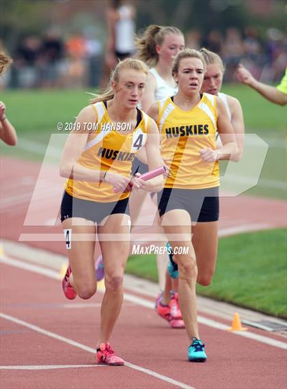 Thumbnail 2 in CHSAA 4A & 5A State Meet (Day 1) photogallery.
