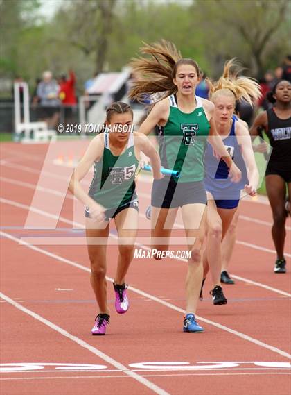 Thumbnail 2 in CHSAA 4A & 5A State Meet (Day 1) photogallery.