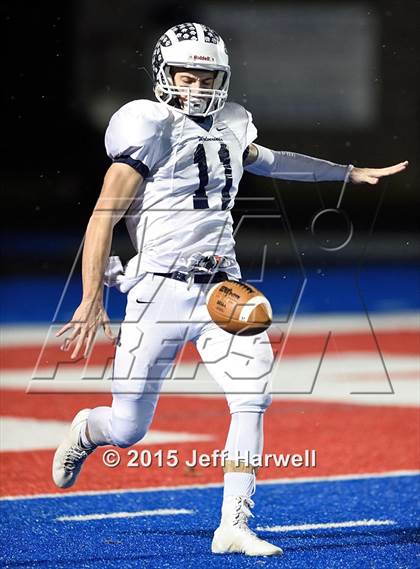 Thumbnail 3 in West Geauga vs. St. Vincent-St. Mary (OHSAA Division III Region 7 Semifinal) photogallery.