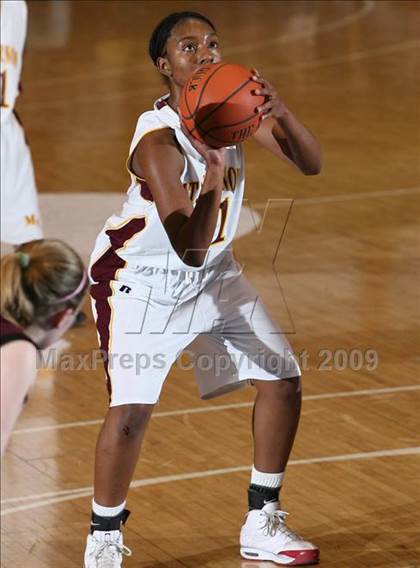 Thumbnail 1 in Mt. Vernon vs. Ossining (Section 1 AA Final) photogallery.