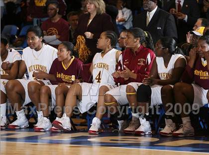 Thumbnail 2 in Mt. Vernon vs. Ossining (Section 1 AA Final) photogallery.