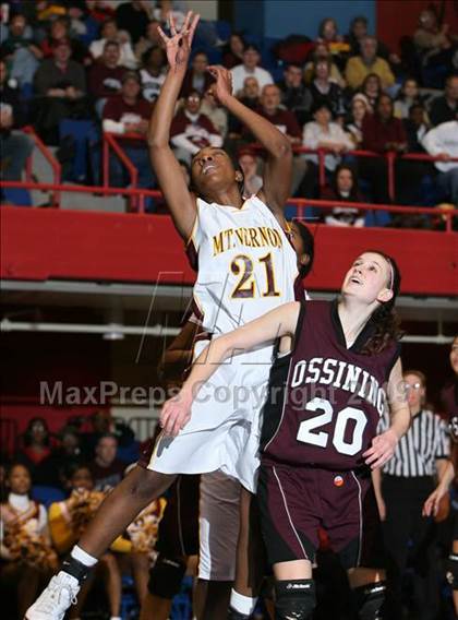 Thumbnail 2 in Mt. Vernon vs. Ossining (Section 1 AA Final) photogallery.