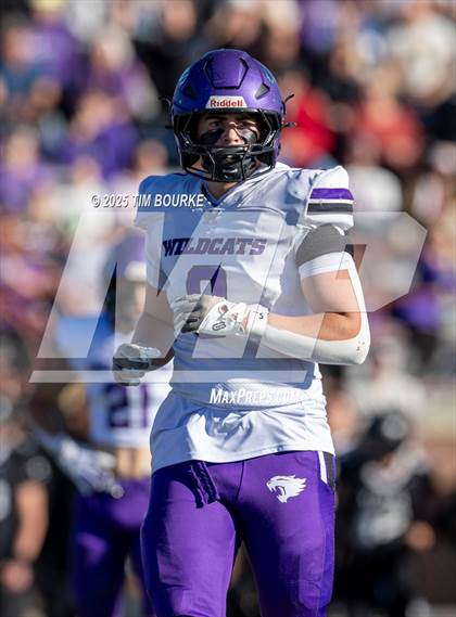 Thumbnail 2 in Arvada West @ Mountain Vista (CHSAA 5A Quarterfinal) photogallery.