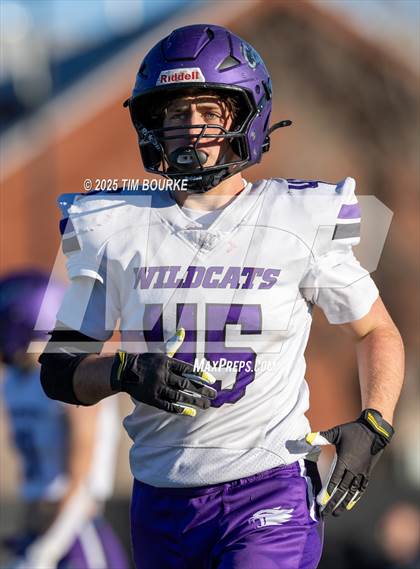 Thumbnail 2 in Arvada West @ Mountain Vista (CHSAA 5A Quarterfinal) photogallery.