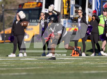 Thumbnail 2 in Arvada West @ Mountain Vista (CHSAA 5A Quarterfinal) photogallery.