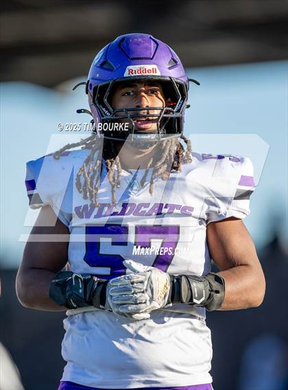 Thumbnail 3 in Arvada West @ Mountain Vista (CHSAA 5A Quarterfinal) photogallery.