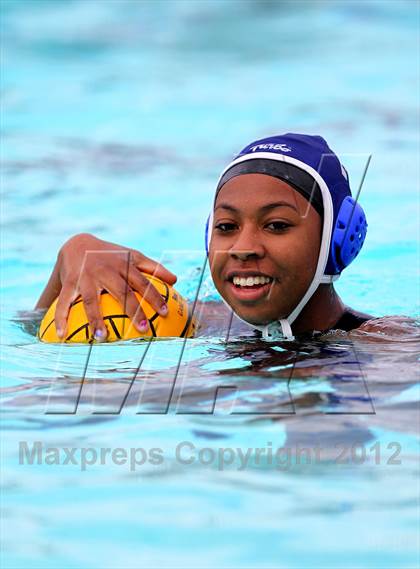 Thumbnail 1 in Mira Loma vs Del Campo (@ El Camino) photogallery.