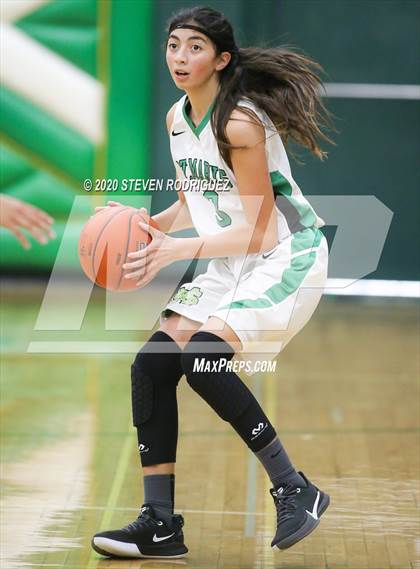 Thumbnail 2 in New Hope Academy vs. St. Mary's photogallery.