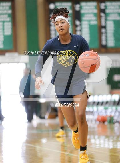 Thumbnail 3 in New Hope Academy vs. St. Mary's photogallery.