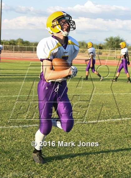 Thumbnail 1 in Mesa @ Basha photogallery.