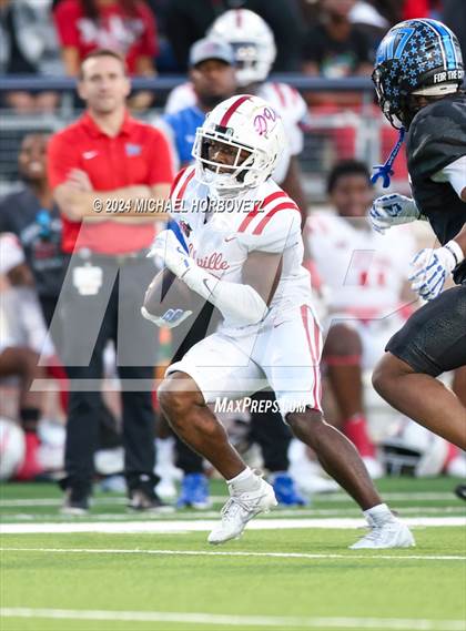 Thumbnail 1 in Duncanville vs. North Crowley (UIL 6A D1 Football Semi Finals) photogallery.