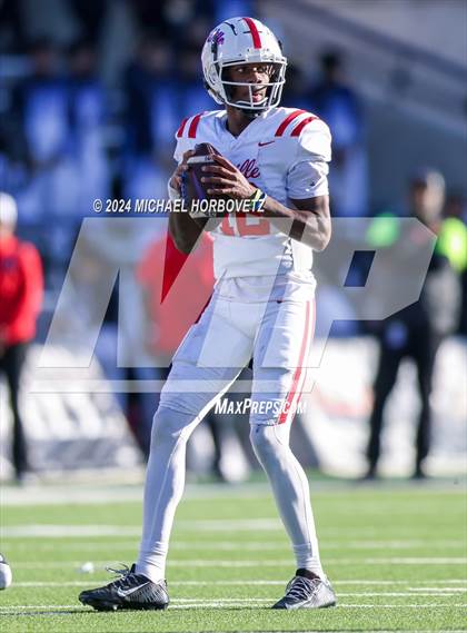 Thumbnail 1 in Duncanville vs. North Crowley (UIL 6A D1 Football Semi Finals) photogallery.