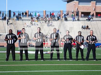 Thumbnail 1 in Duncanville vs. North Crowley (UIL 6A D1 Football Semi Finals) photogallery.