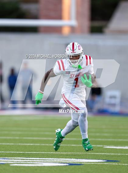 Thumbnail 2 in Duncanville vs. North Crowley (UIL 6A D1 Football Semi Finals) photogallery.