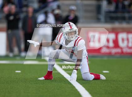 Thumbnail 3 in Duncanville vs. North Crowley (UIL 6A D1 Football Semi Finals) photogallery.