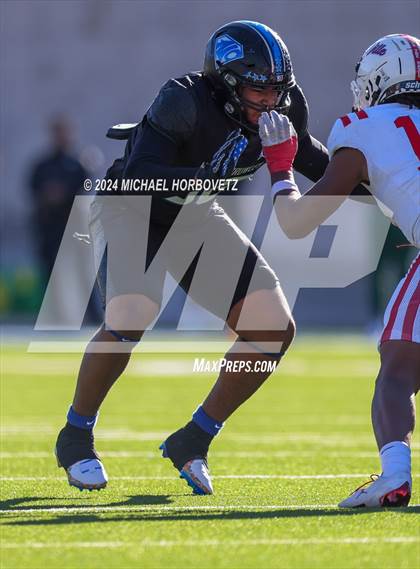 Thumbnail 2 in Duncanville vs. North Crowley (UIL 6A D1 Football Semi Finals) photogallery.