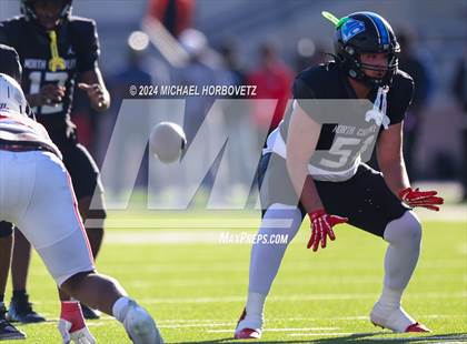 Thumbnail 1 in Duncanville vs. North Crowley (UIL 6A D1 Football Semi Finals) photogallery.