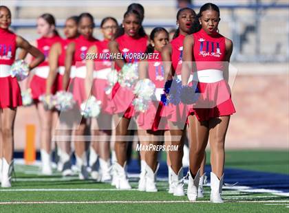 Thumbnail 1 in Duncanville vs. North Crowley (UIL 6A D1 Football Semi Finals) photogallery.