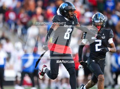 Thumbnail 1 in Duncanville vs. North Crowley (UIL 6A D1 Football Semi Finals) photogallery.