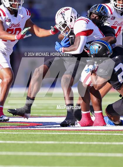 Thumbnail 3 in Duncanville vs. North Crowley (UIL 6A D1 Football Semi Finals) photogallery.