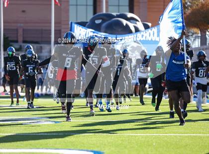 Thumbnail 2 in Duncanville vs. North Crowley (UIL 6A D1 Football Semi Finals) photogallery.