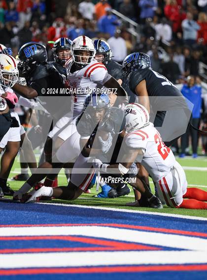 Thumbnail 3 in Duncanville vs. North Crowley (UIL 6A D1 Football Semi Finals) photogallery.
