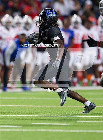 Thumbnail 1 in Duncanville vs. North Crowley (UIL 6A D1 Football Semi Finals) photogallery.