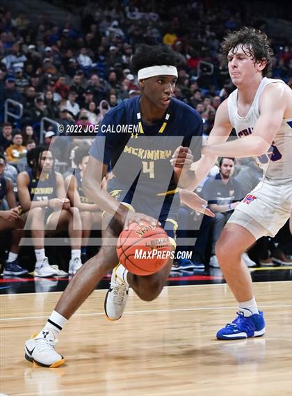 Thumbnail 1 in Westlake vs McKinney (UIL 6A State Semifinal) photogallery.