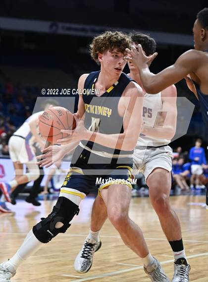 Thumbnail 3 in Westlake vs McKinney (UIL 6A State Semifinal) photogallery.