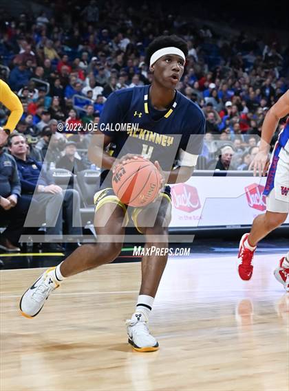 Thumbnail 1 in Westlake vs McKinney (UIL 6A State Semifinal) photogallery.