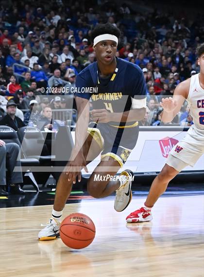 Thumbnail 1 in Westlake vs McKinney (UIL 6A State Semifinal) photogallery.