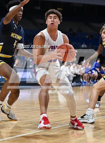 Thumbnail 2 in Westlake vs McKinney (UIL 6A State Semifinal) photogallery.