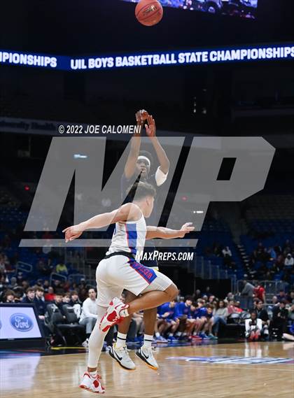 Thumbnail 1 in Westlake vs McKinney (UIL 6A State Semifinal) photogallery.