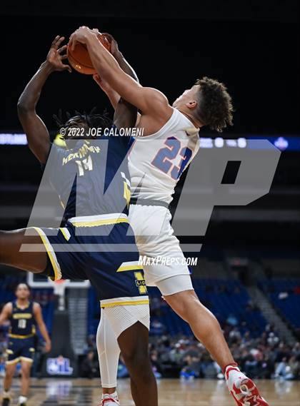 Thumbnail 2 in Westlake vs McKinney (UIL 6A State Semifinal) photogallery.