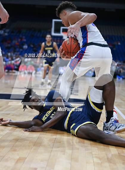 Thumbnail 3 in Westlake vs McKinney (UIL 6A State Semifinal) photogallery.