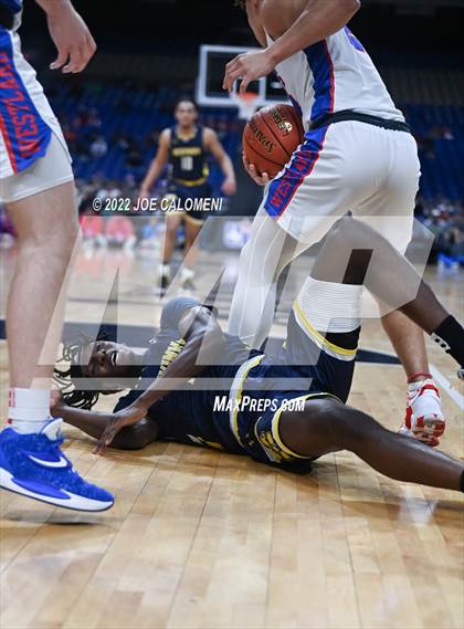 Thumbnail 1 in Westlake vs McKinney (UIL 6A State Semifinal) photogallery.