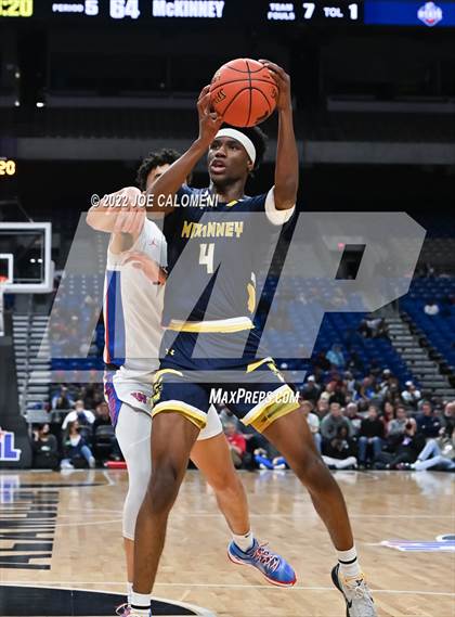 Thumbnail 2 in Westlake vs McKinney (UIL 6A State Semifinal) photogallery.