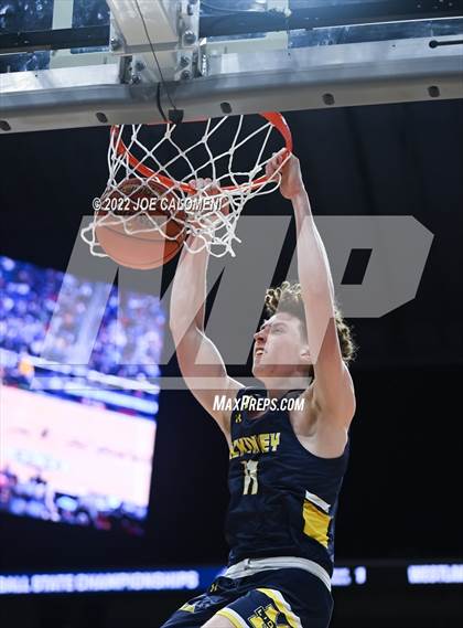Thumbnail 3 in Westlake vs McKinney (UIL 6A State Semifinal) photogallery.