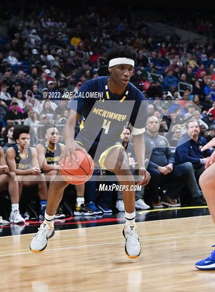 Thumbnail 2 in Westlake vs McKinney (UIL 6A State Semifinal) photogallery.