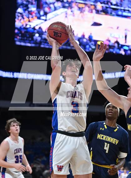 Thumbnail 2 in Westlake vs McKinney (UIL 6A State Semifinal) photogallery.