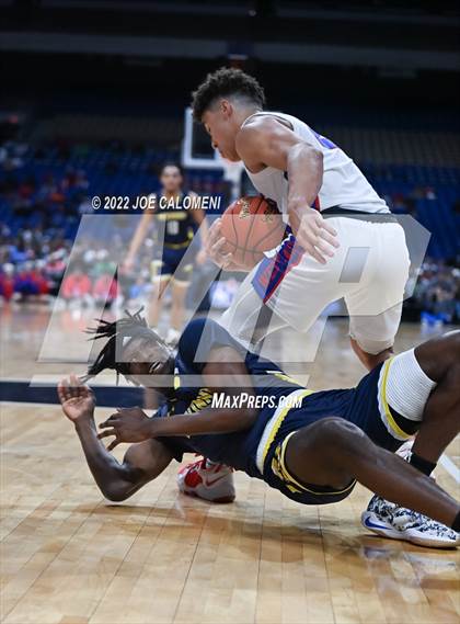 Thumbnail 2 in Westlake vs McKinney (UIL 6A State Semifinal) photogallery.
