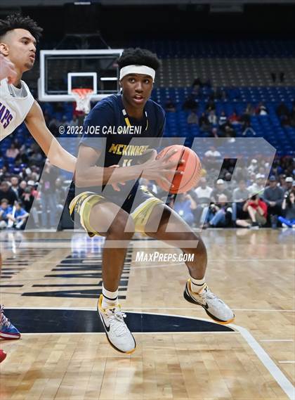 Thumbnail 1 in Westlake vs McKinney (UIL 6A State Semifinal) photogallery.