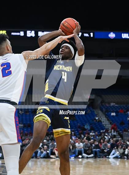 Thumbnail 3 in Westlake vs McKinney (UIL 6A State Semifinal) photogallery.