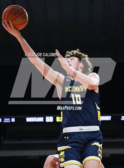 Thumbnail 2 in Westlake vs McKinney (UIL 6A State Semifinal) photogallery.