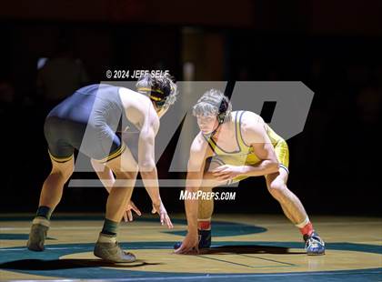 Thumbnail 3 in VHSL Region 5A Wrestling Finals photogallery.