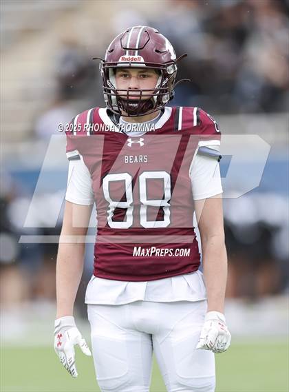 Thumbnail 3 in Randle vs. Bastrop (UIL 5A D2 Football Region 3 Regional) photogallery.